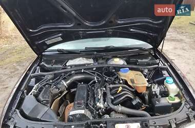 Седан Audi A4 1998 в 
