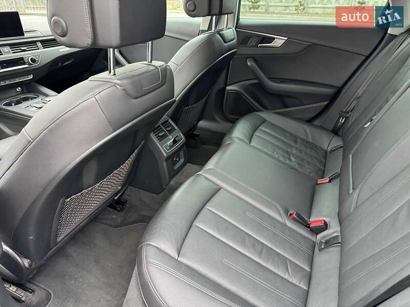 Седан Audi A4 2016 в Ирпене