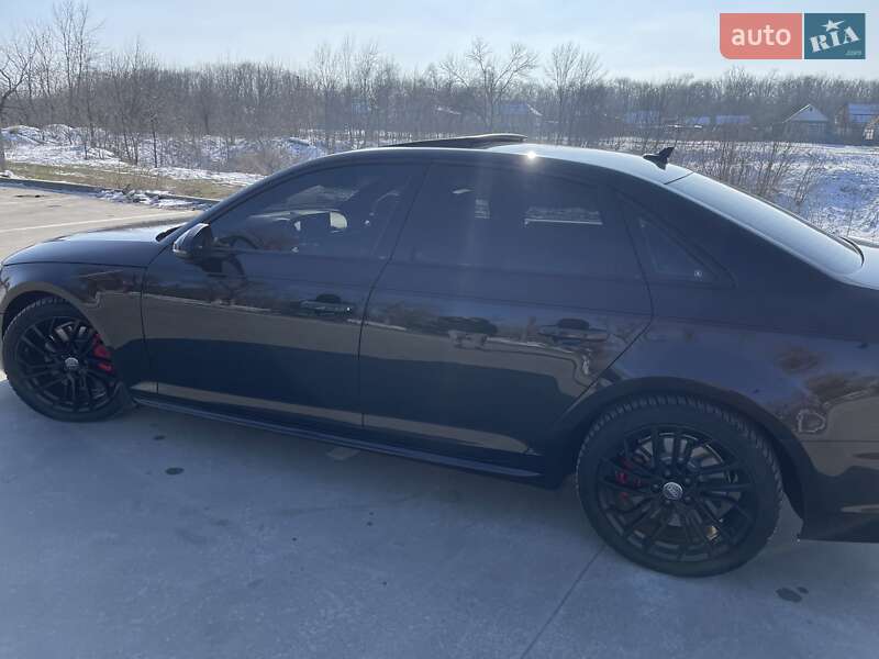 Седан Audi A4 2017 в Дніпрі