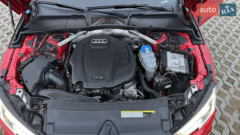 Седан Audi A4 2016 в Хмельницькому