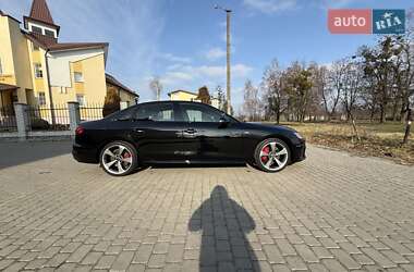 Седан Audi A4 2022 в Львове
