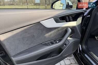 Седан Audi A4 2022 в Львове