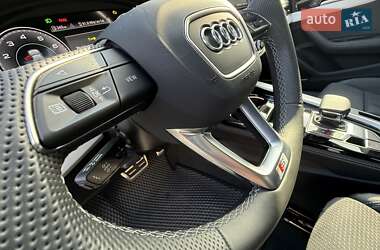 Седан Audi A4 2022 в Львове
