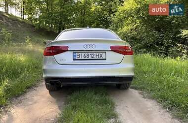 Седан Audi A4 2013 в 