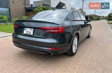 Седан Audi A4 2016 в Львове