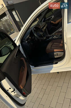 Седан Audi A4 2020 в 