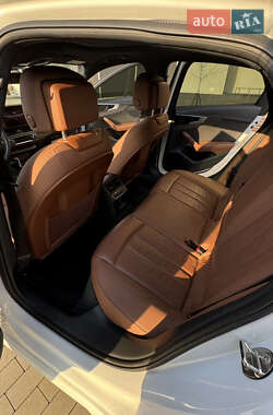 Седан Audi A4 2020 в 