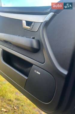 Универсал Audi A4 2006 в 