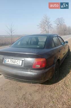 Седан Audi A4 1996 в Бершади