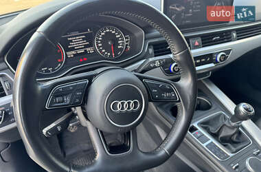 Седан Audi A4 2016 в 