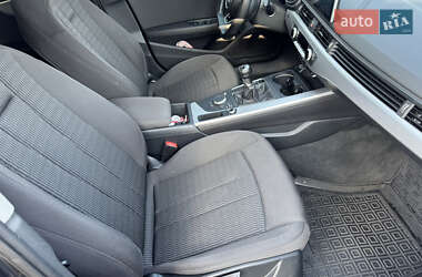 Седан Audi A4 2016 в 