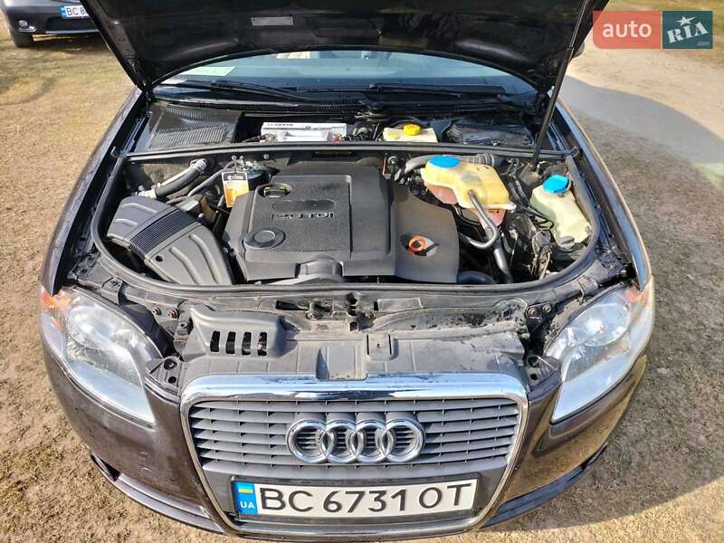 Седан Audi A4 2006 в Щирце