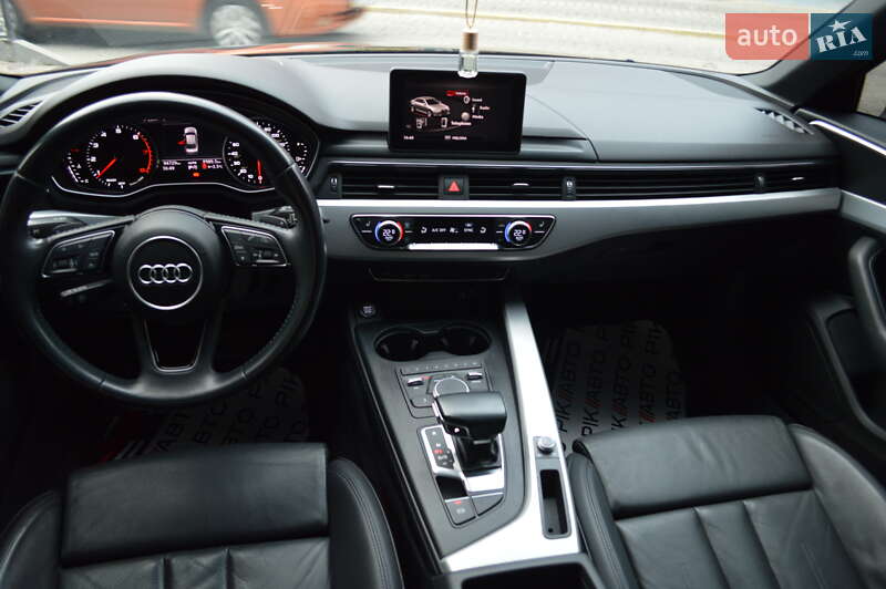 Седан Audi A4 2017 в Львові