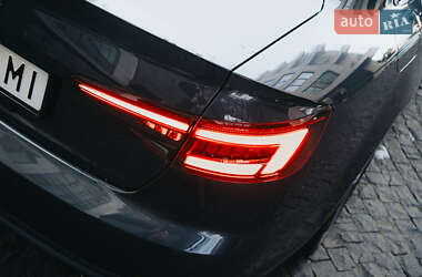 Седан Audi A4 2019 в 