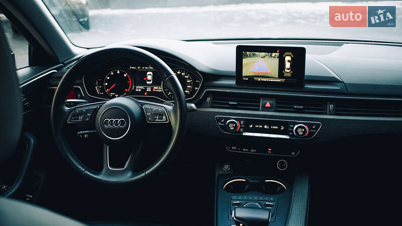 Седан Audi A4 2019 в Киеве