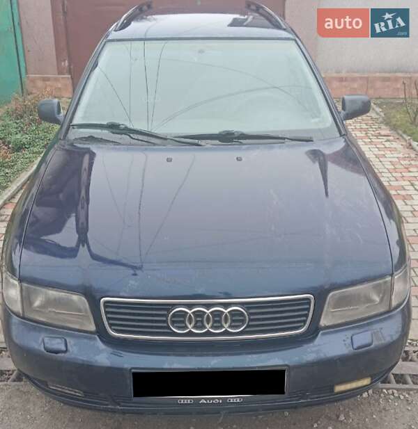 Универсал Audi A4 1997 в 