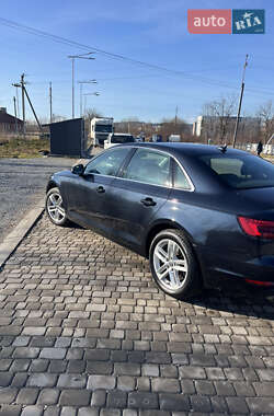 Седан Audi A4 2017 в 