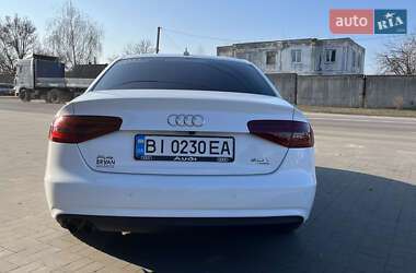 Седан Audi A4 2012 в Миргороде