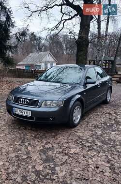 Седан Audi A4 2001 в Полонном