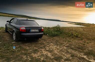 Седан Audi A4 2002 в 