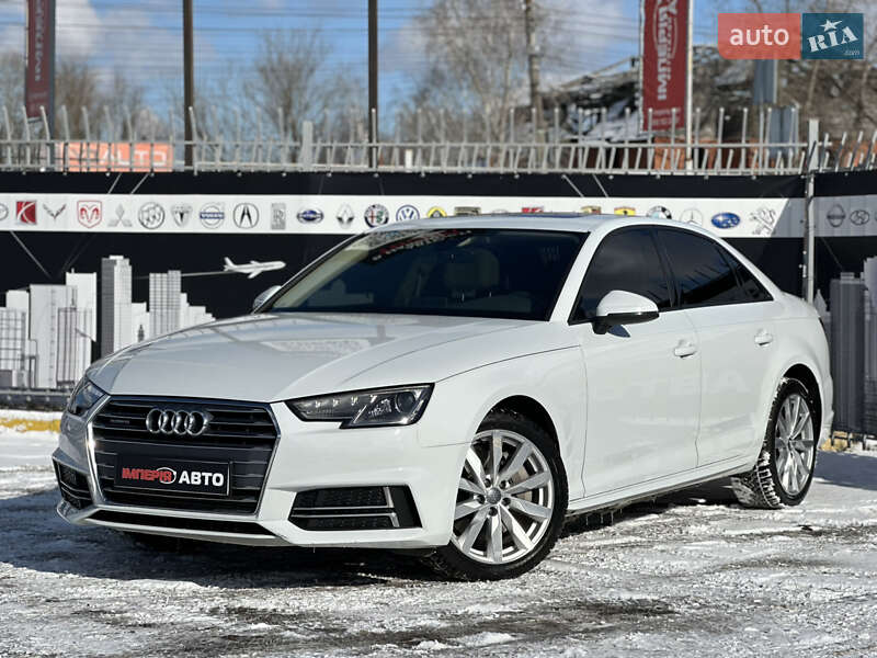 Седан Audi A4 2018 в Киеве