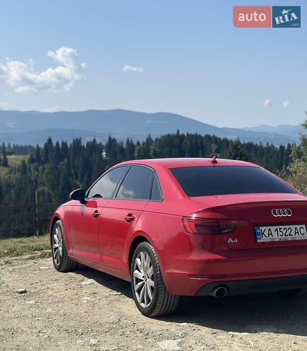 Седан Audi A4 2016 в 