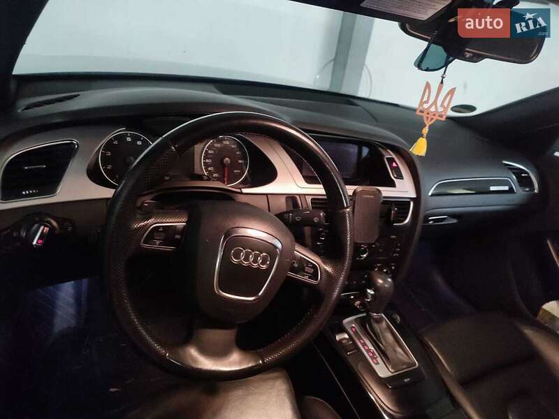 Седан Audi A4 2011 в Киеве