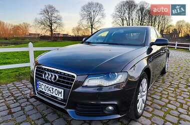 Седан Audi A4 2010 в Львове