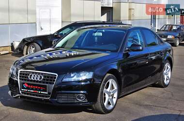 Седан Audi A4 2011 в 
