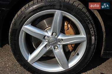Седан Audi A4 2011 в 