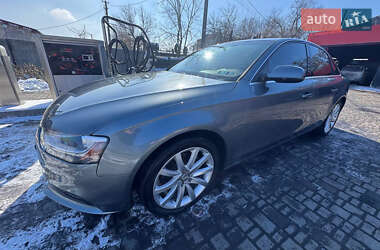 Седан Audi A4 2012 в Терновке