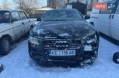 Седан Audi A4 2010 в Днепре