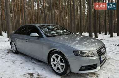 Седан Audi A4 2011 в Ровно