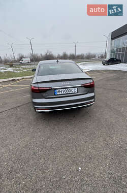 Седан Audi A4 2020 в Кривом Роге