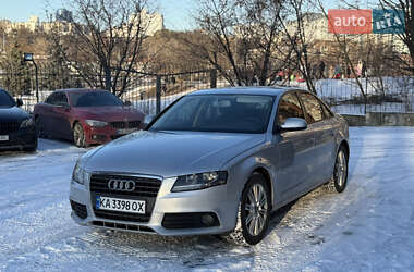 Седан Audi A4 2010 в Киеве