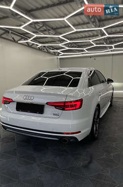 Седан Audi A4 2017 в 