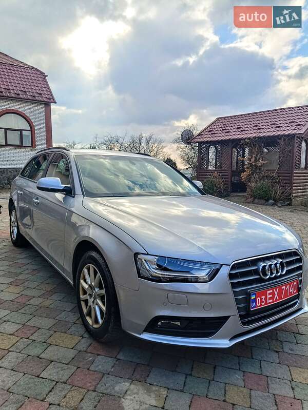 Универсал Audi A4 2015 в Львове