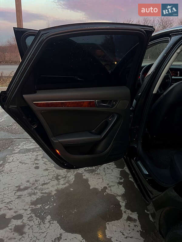 Седан Audi A4 2009 в Каменец-Подольском