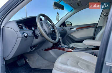 Седан Audi A4 2011 в 
