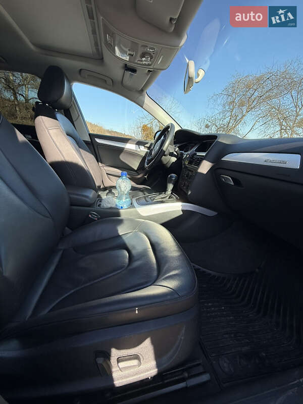 Седан Audi A4 2010 в Славуте
