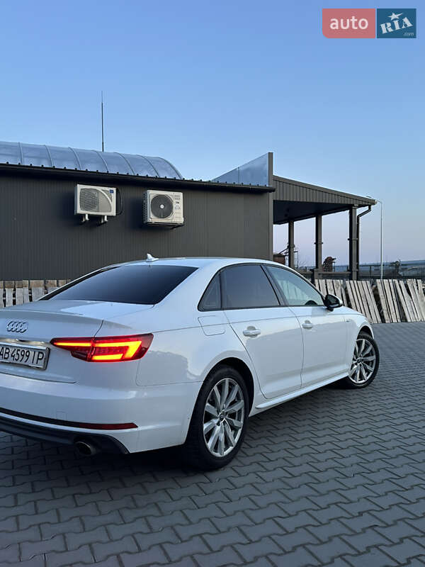 Седан Audi A4 2017 в Могилів-Подільському