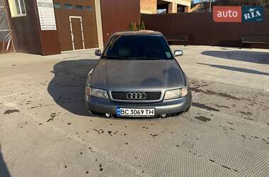 Седан Audi A4 1996 в 
