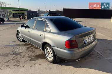 Седан Audi A4 1996 в 