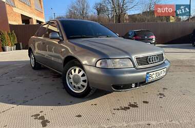 Седан Audi A4 1996 в 