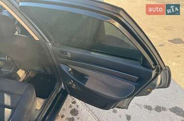 Седан Audi A4 1996 в 