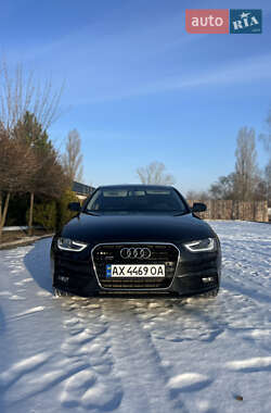 Седан Audi A4 2012 в Кременчуге