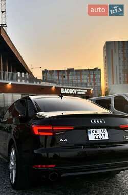 Седан Audi A4 2018 в 