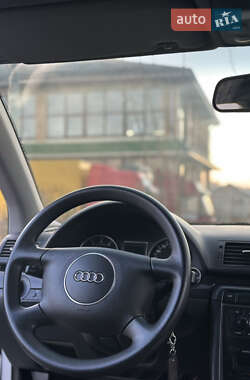 Седан Audi A4 2001 в Виннице