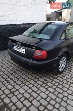 Седан Audi A4 1997 в 