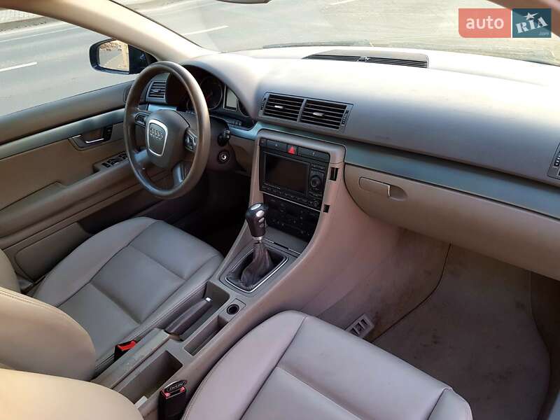 Седан Audi A4 2005 в Николаеве